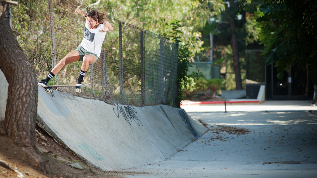 Nora skateboarding 2024