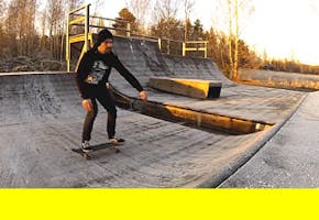 Niklas Ehnberg: Icy Halfpipe Session