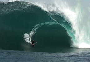 Monster Wave: Dean Morrison