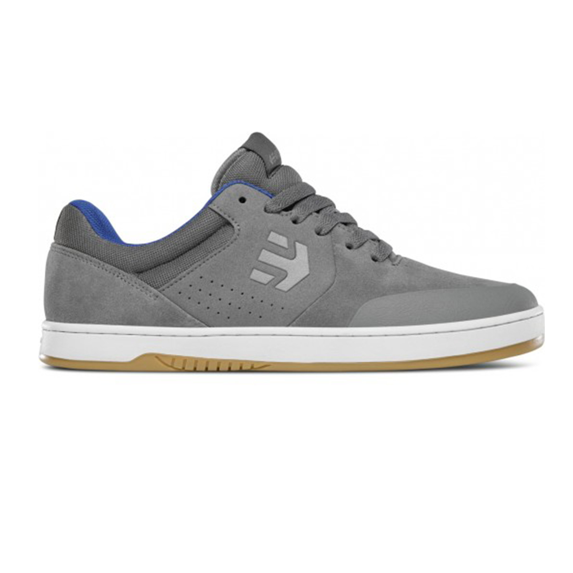 etnies tennis shoes