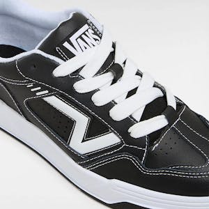 Vans Upland Skate Shoe - Black/White